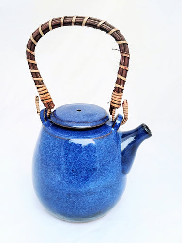 Clear Waters Pot